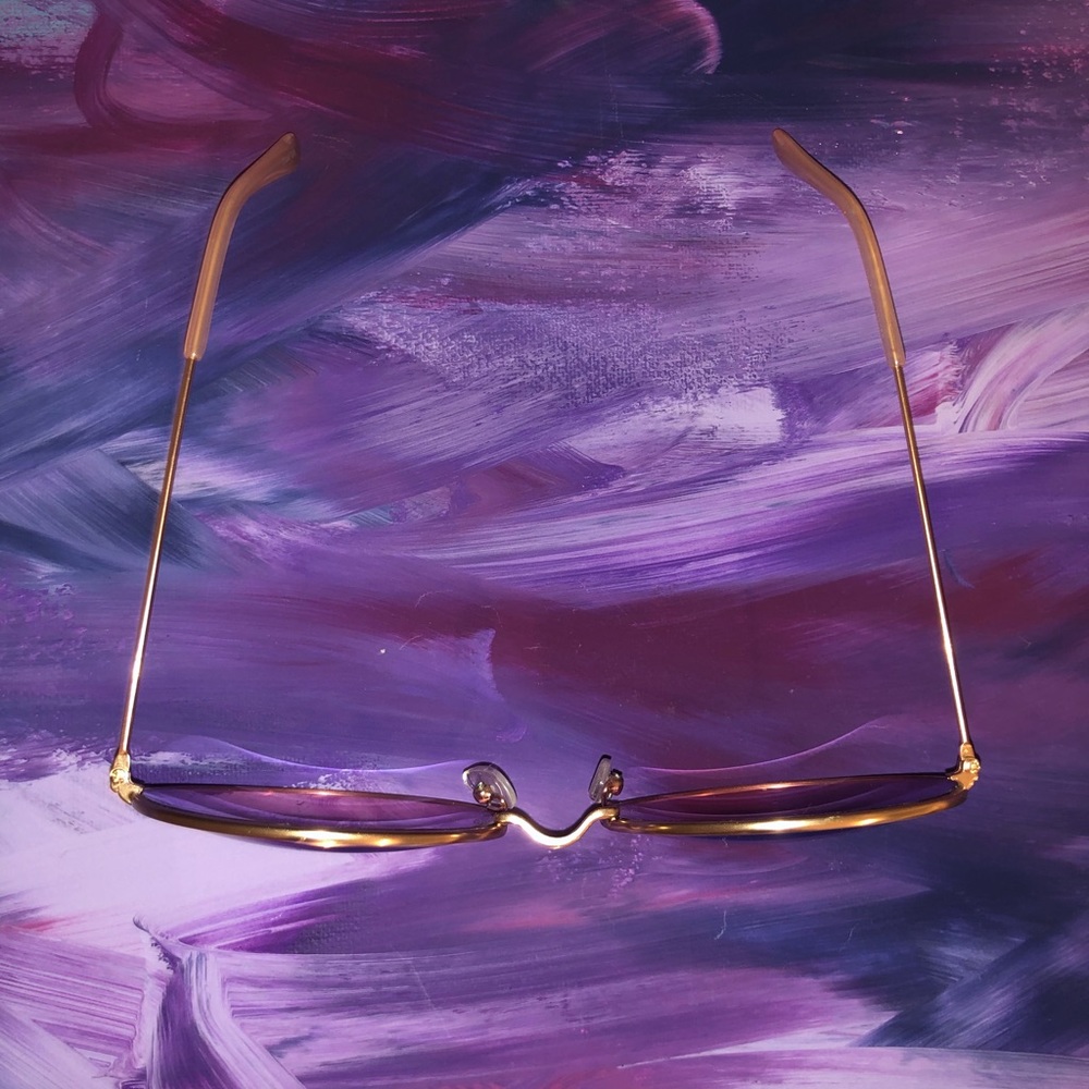 Large Gold Rim Circular Sunglasses - Picture 2 of 3